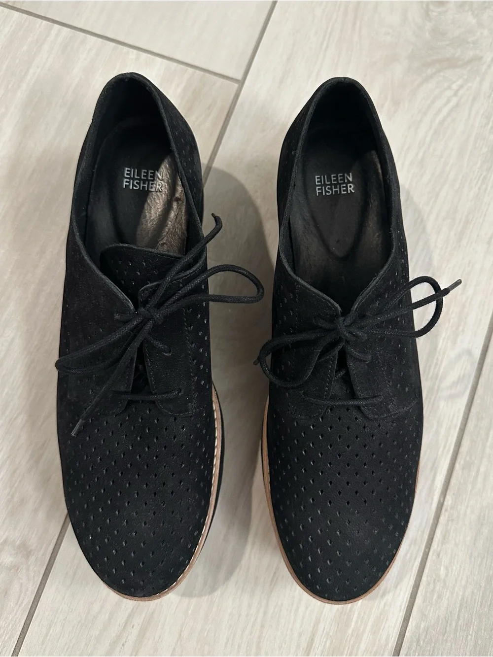 Eileen Fisher Lace-Up Platform Shoes - size 11